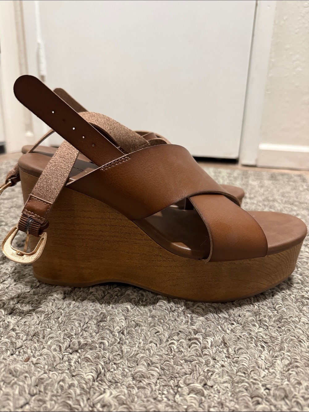 Old Navy Brown Leather Crisscross Slingback Wedges